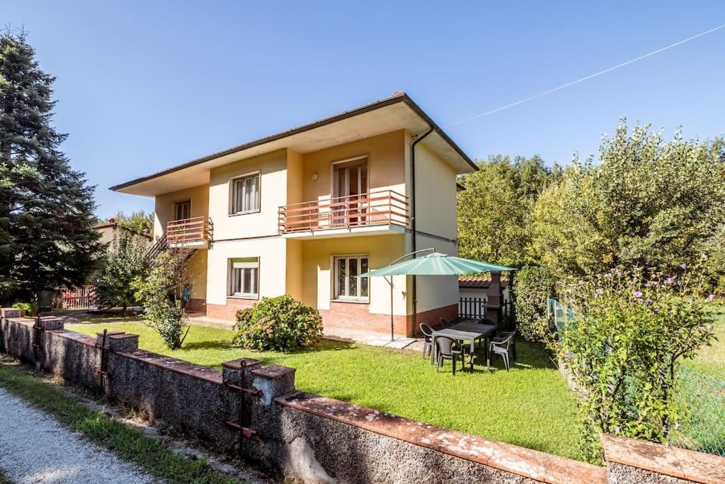 Appartamento Poggio Del Sole ลุคคา ภายนอก รูปภาพ