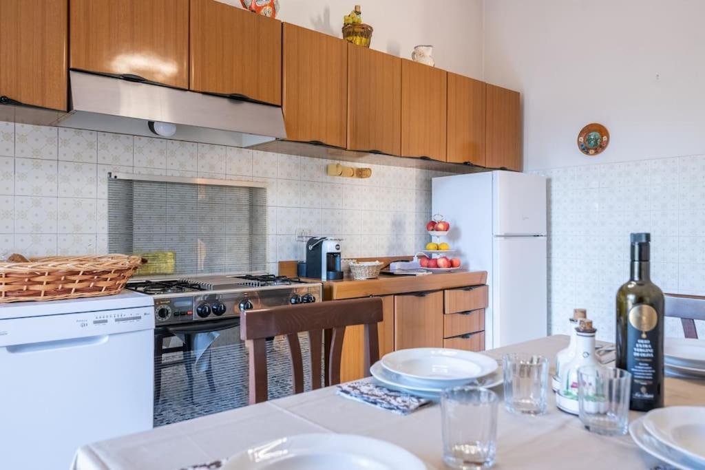 Appartamento Poggio Del Sole ลุคคา ภายนอก รูปภาพ